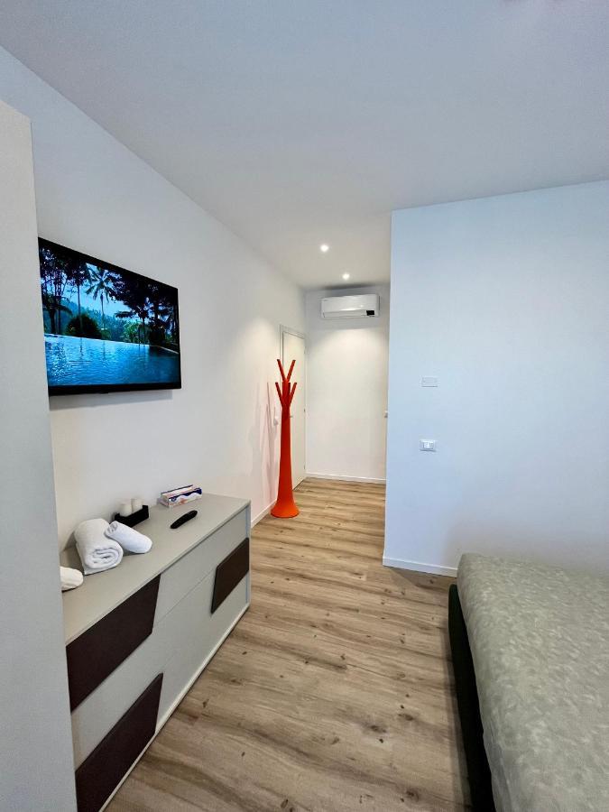 Verona Rooms 109 Экстерьер фото